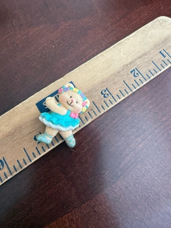 Jewelry - Vintage Bear Brooch